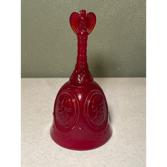 Vintage Bicentennial Eagle Top Patriot Red Glass Dinner Bell - Picture 1 of 5